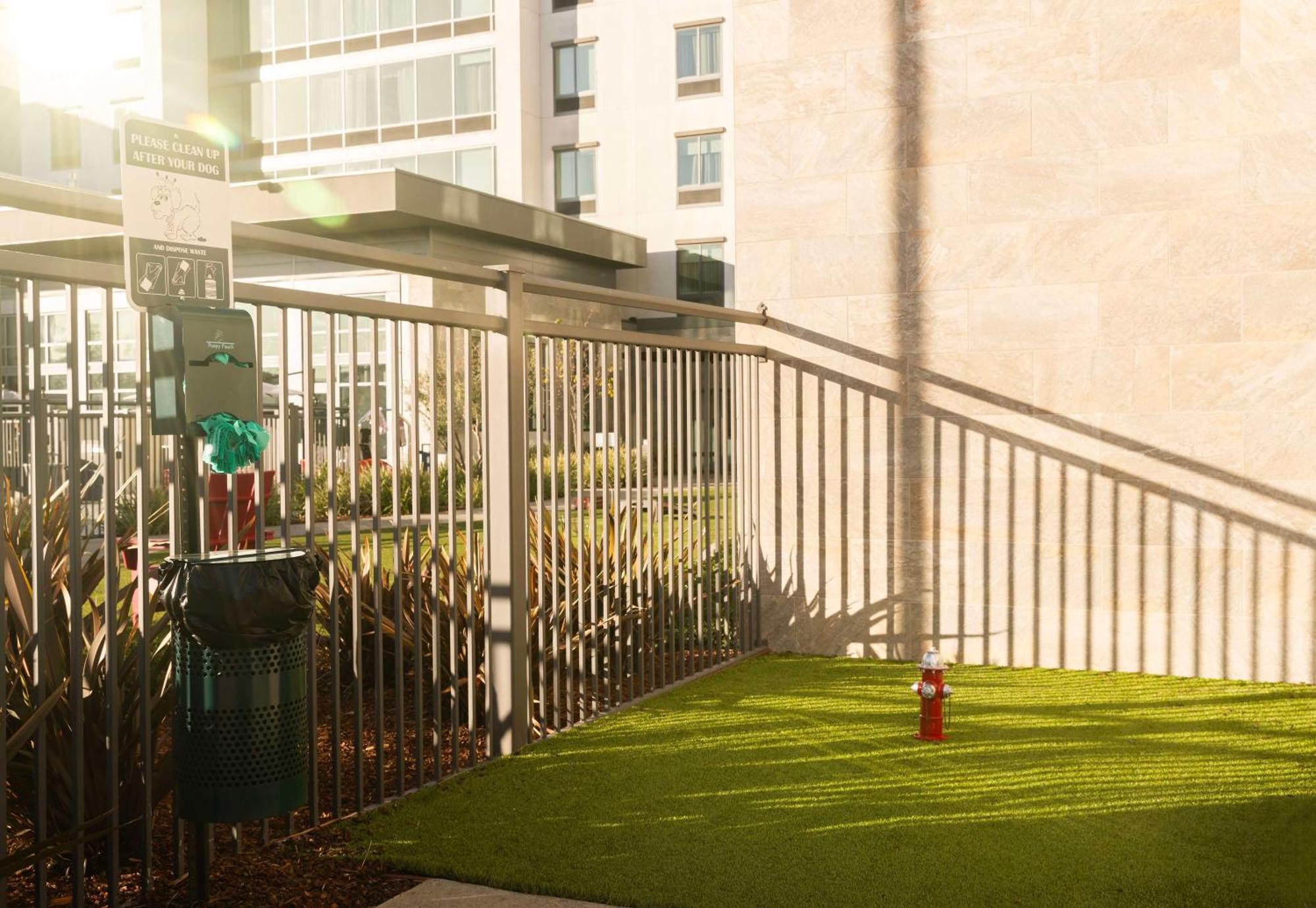 Hampton Inn Long Beach Airport, Ca Eksteriør bilde