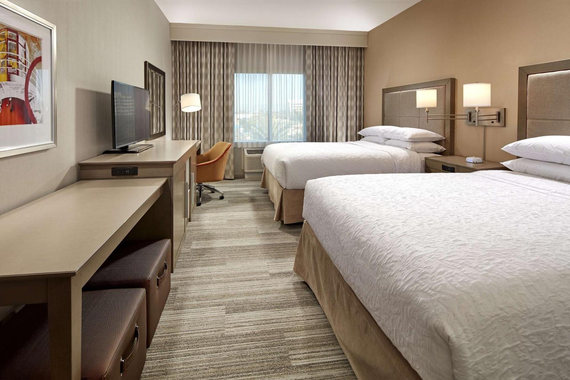 Hampton Inn Long Beach Airport, Ca Eksteriør bilde
