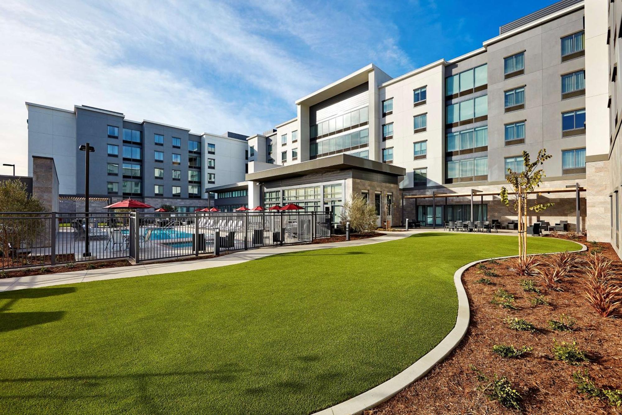 Hampton Inn Long Beach Airport, Ca Eksteriør bilde